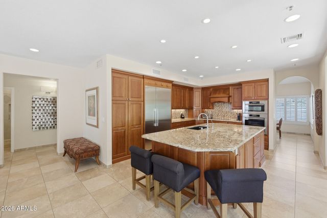 10786 E TERRA Drive, Scottsdale, AZ 85258