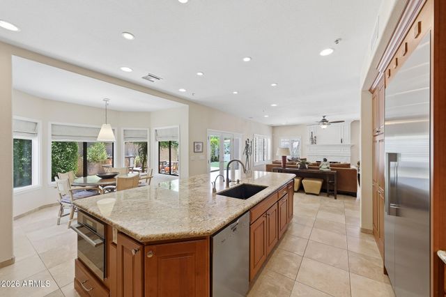 10786 E TERRA Drive, Scottsdale, AZ 85258