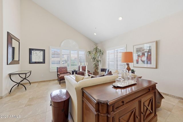 10786 E TERRA Drive, Scottsdale, AZ 85258