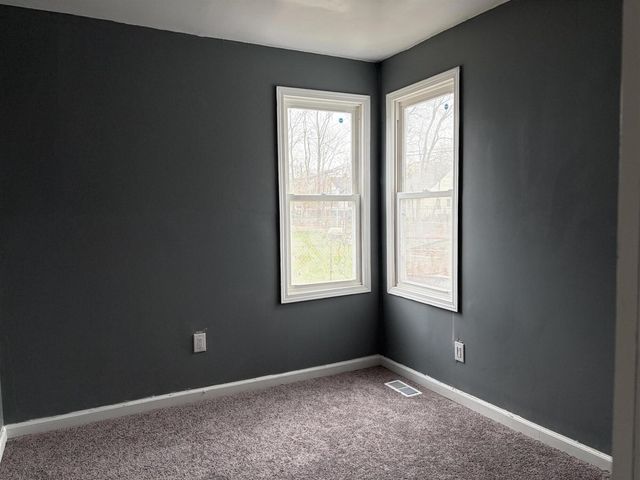 17870 Yonka Street, Hamtramck, MI 48212