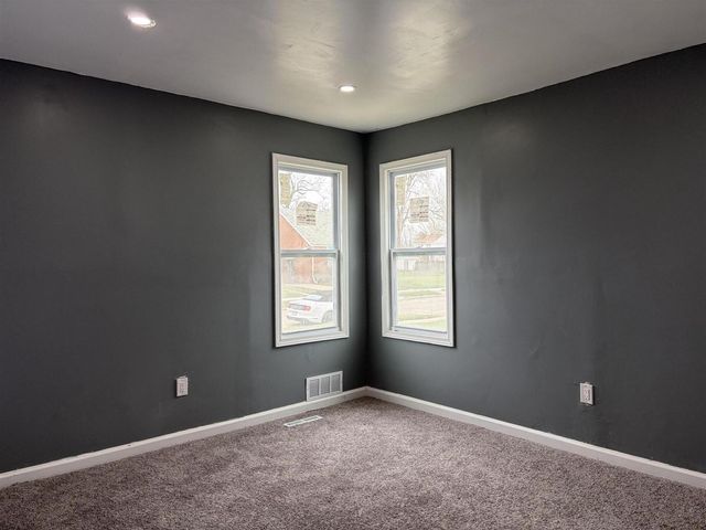 17870 Yonka Street, Hamtramck, MI 48212