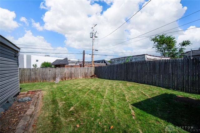 4033 Fulton Avenue, Moraine, OH 45439