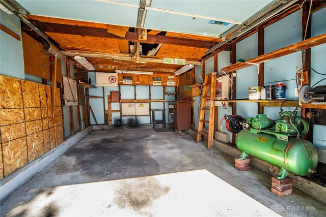 4033 Fulton Avenue, Moraine, OH 45439