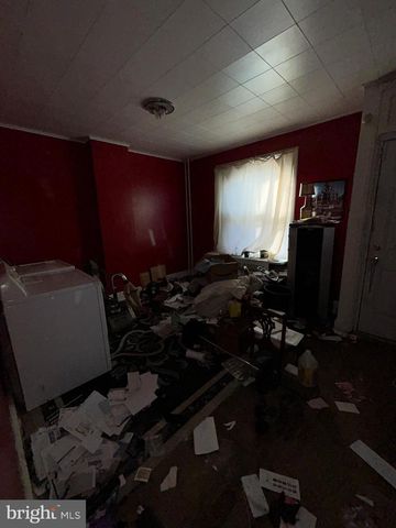 5821 WAKEFIELD ST, Philadelphia, PA 19144