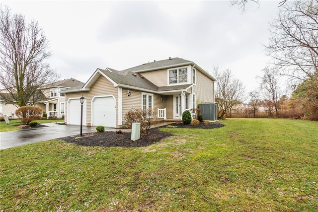 7 Camberley Place, Penfield, NY 14526