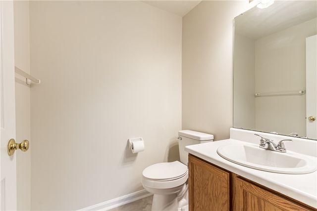 7 Camberley Place, Penfield, NY 14526