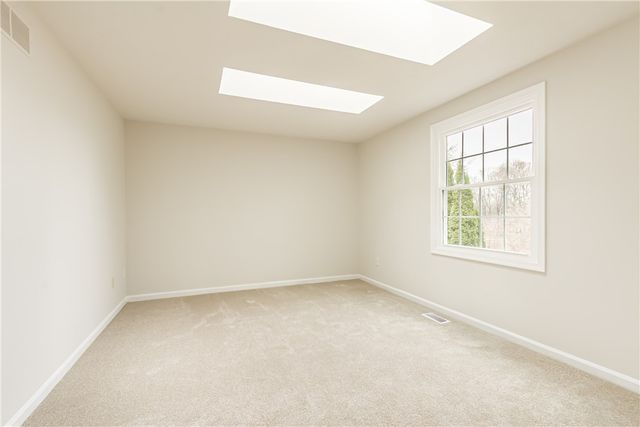 7 Camberley Place, Penfield, NY 14526