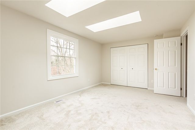 7 Camberley Place, Penfield, NY 14526