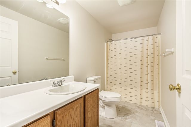 7 Camberley Place, Penfield, NY 14526