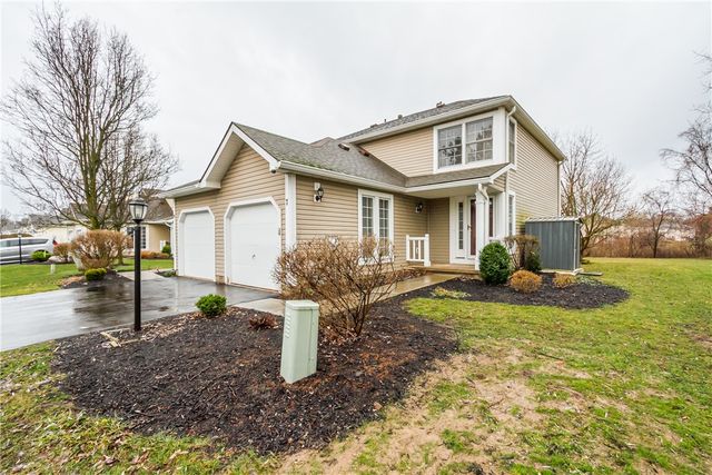 7 Camberley Place, Penfield, NY 14526