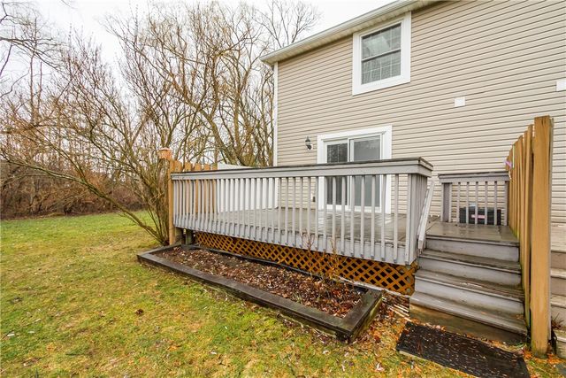 7 Camberley Place, Penfield, NY 14526