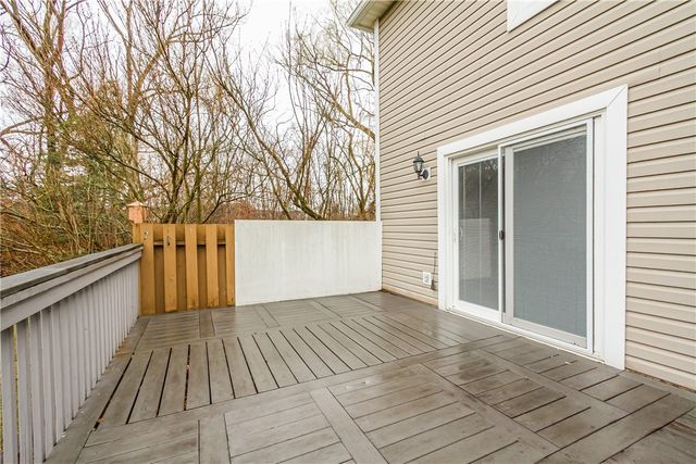 7 Camberley Place, Penfield, NY 14526