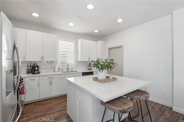 809 S Anaheim Boulevard 101, Anaheim, CA 92805