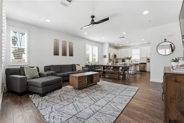 809 S Anaheim Boulevard 101, Anaheim, CA 92805