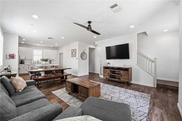 809 S Anaheim Boulevard 101, Anaheim, CA 92805