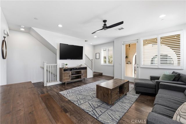 809 S Anaheim Boulevard 101, Anaheim, CA 92805