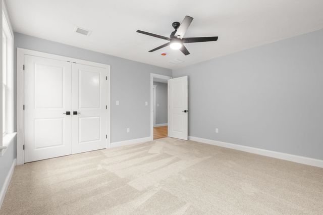 139 North Road, East Kingston, NH 03827