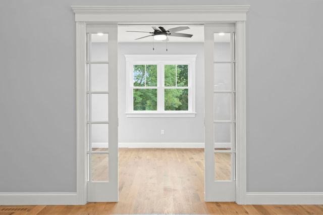 139 North Road, East Kingston, NH 03827