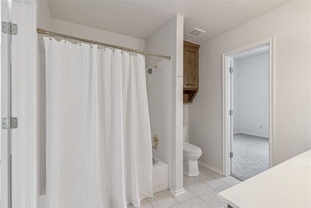 16632 Parkhurst Road, Edmond, OK 73012