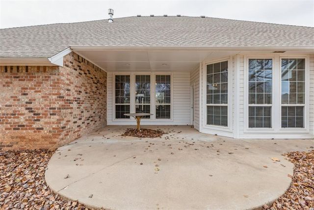 16632 Parkhurst Road, Edmond, OK 73012