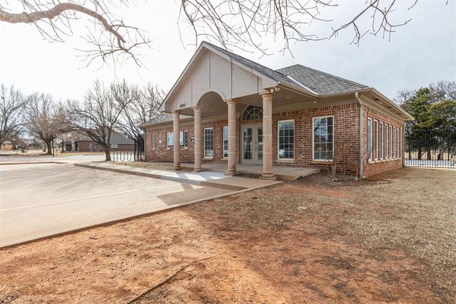 16632 Parkhurst Road, Edmond, OK 73012