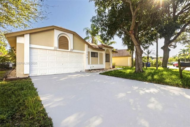 138 Colly Way, North Lauderdale, FL 33068