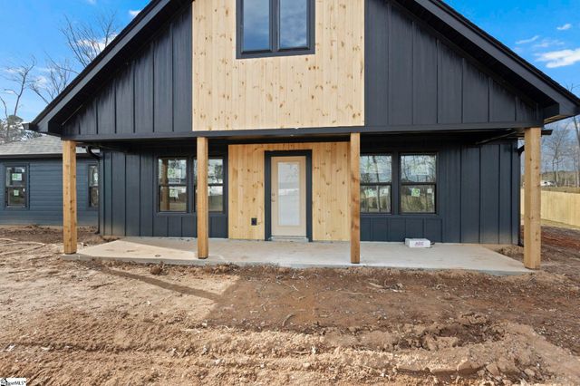 420 Fowler Road, Campobello, SC 29322