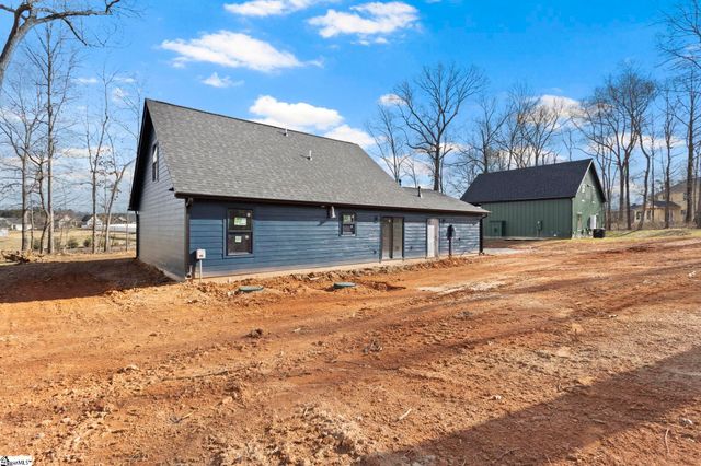 420 Fowler Road, Campobello, SC 29322