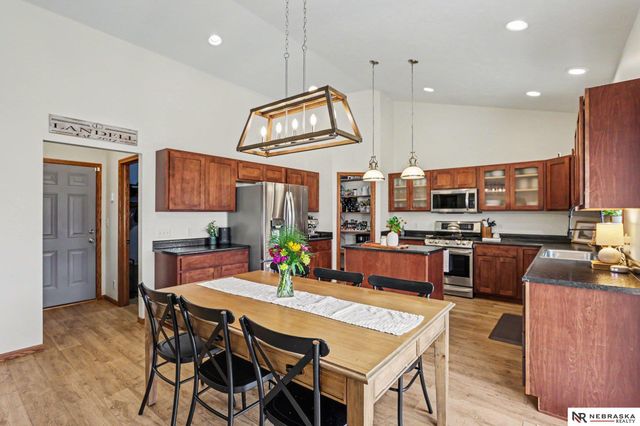 7331 Lilee Lane, Lincoln, NE 68516