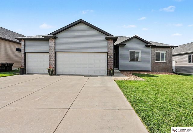 7331 Lilee Lane, Lincoln, NE 68516