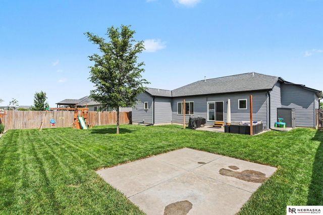 7331 Lilee Lane, Lincoln, NE 68516