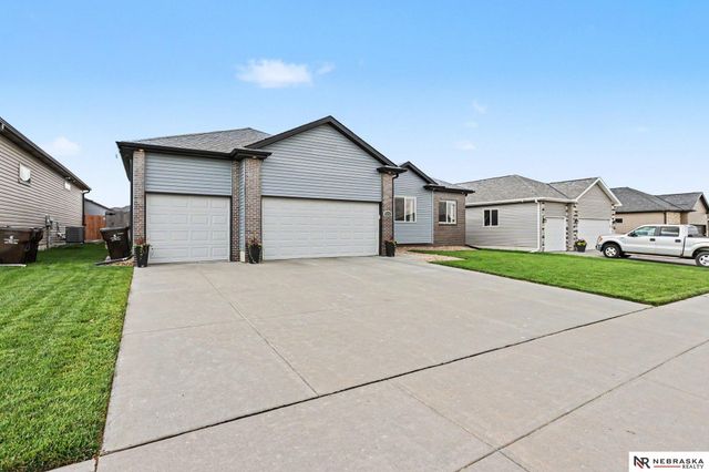 7331 Lilee Lane, Lincoln, NE 68516