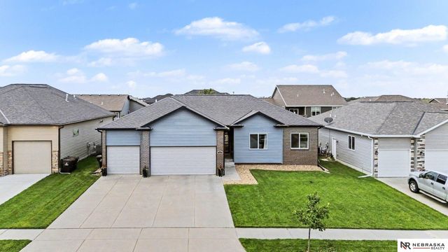 7331 Lilee Lane, Lincoln, NE 68516
