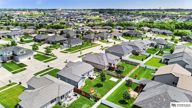 7331 Lilee Lane, Lincoln, NE 68516