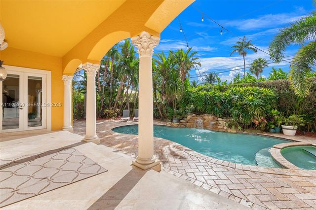 3406 Leigh Rd, Pompano Beach, FL 33062