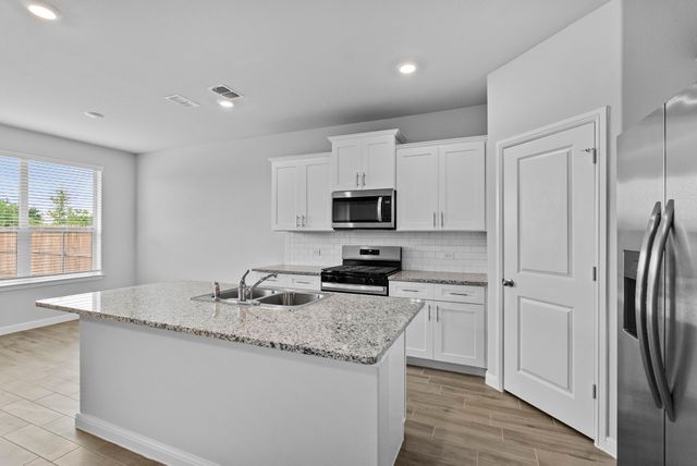 9705 Austin Hollow Road, Crowley, TX 76036