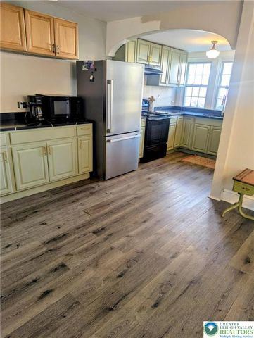 3011 West Greenleaf Street, Allentown City, PA 18104