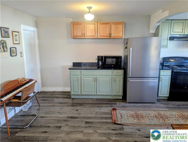 3011 West Greenleaf Street, Allentown City, PA 18104