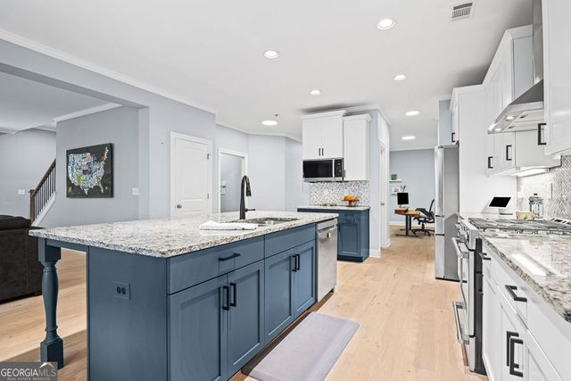 2098 Garrison Way NW, Atlanta, GA 30318