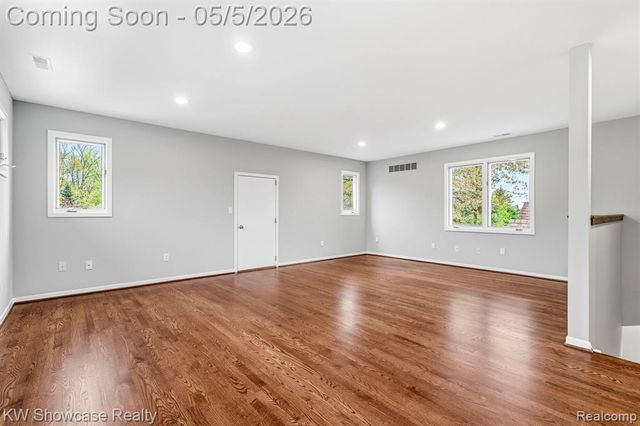 1539 Wandrei Court, Commerce Twp, MI 48382