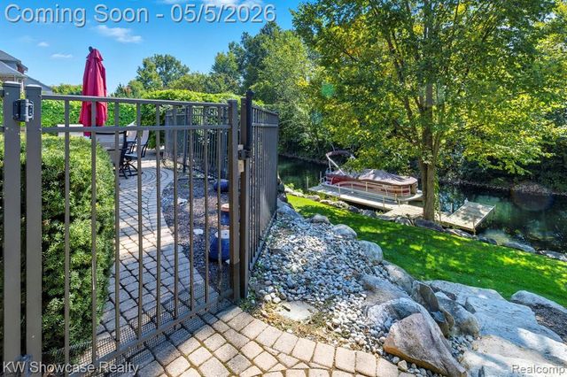 1539 Wandrei Court, Commerce Twp, MI 48382
