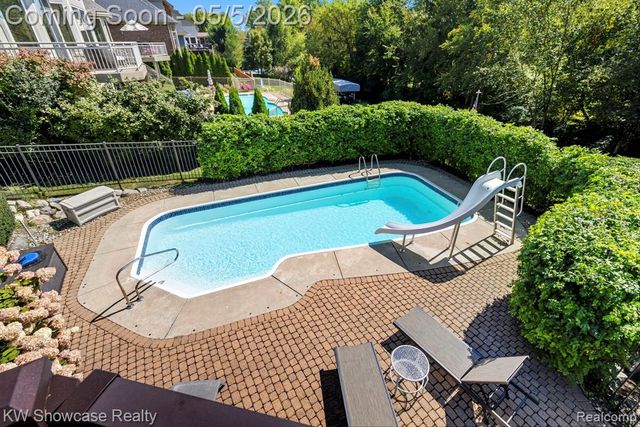1539 Wandrei Court, Commerce Twp, MI 48382