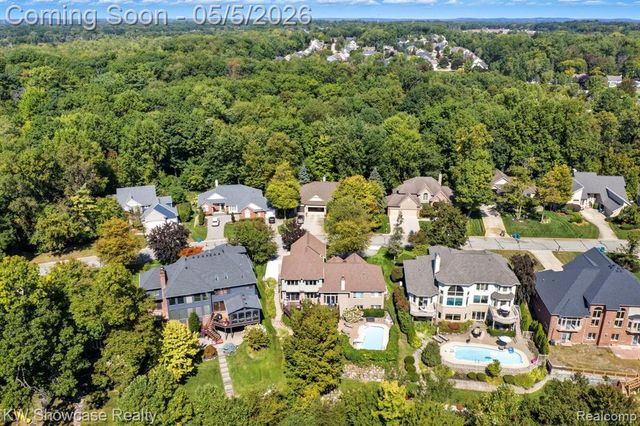 1539 Wandrei Court, Commerce Twp, MI 48382