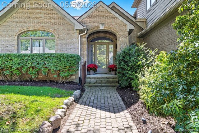 1539 Wandrei Court, Commerce Twp, MI 48382