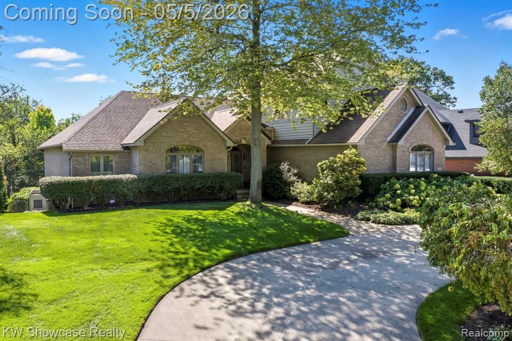 1539 Wandrei Court, Commerce Twp, MI 48382