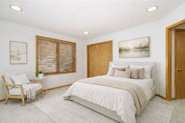 4804 Greenwood Lane NW, Rochester, MN 55901