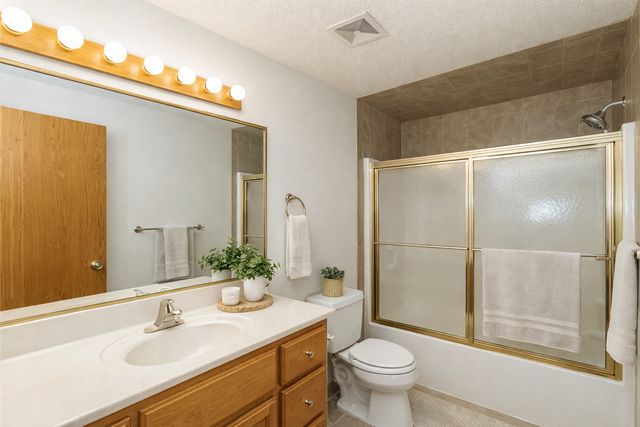 4804 Greenwood Lane NW, Rochester, MN 55901