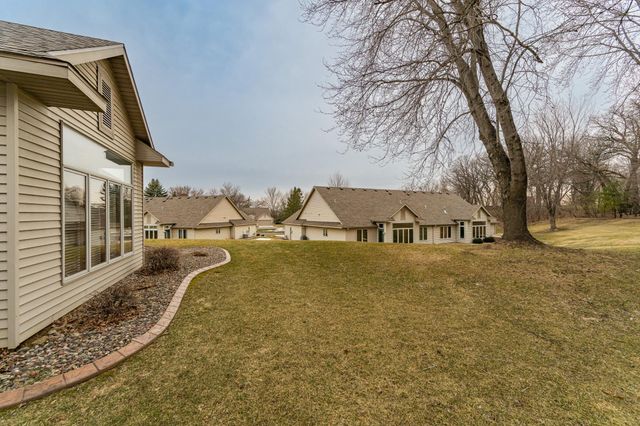 4804 Greenwood Lane NW, Rochester, MN 55901