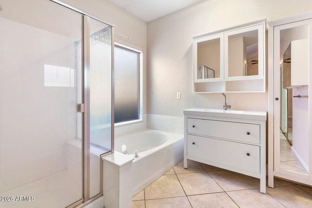 7421 S Kachina Drive, Tempe, AZ 85283