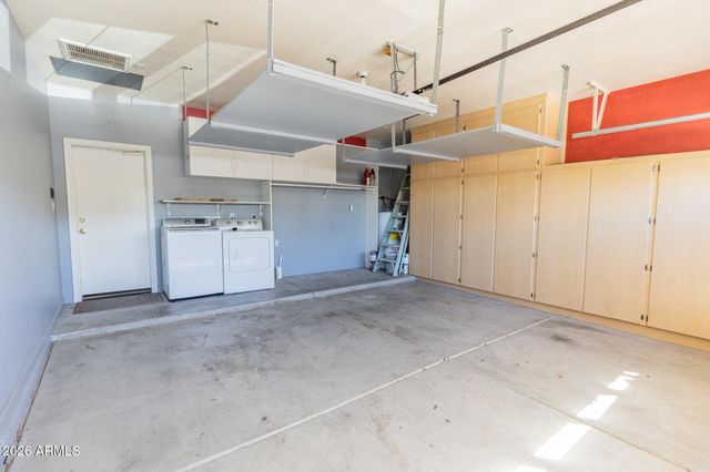7421 S Kachina Drive, Tempe, AZ 85283